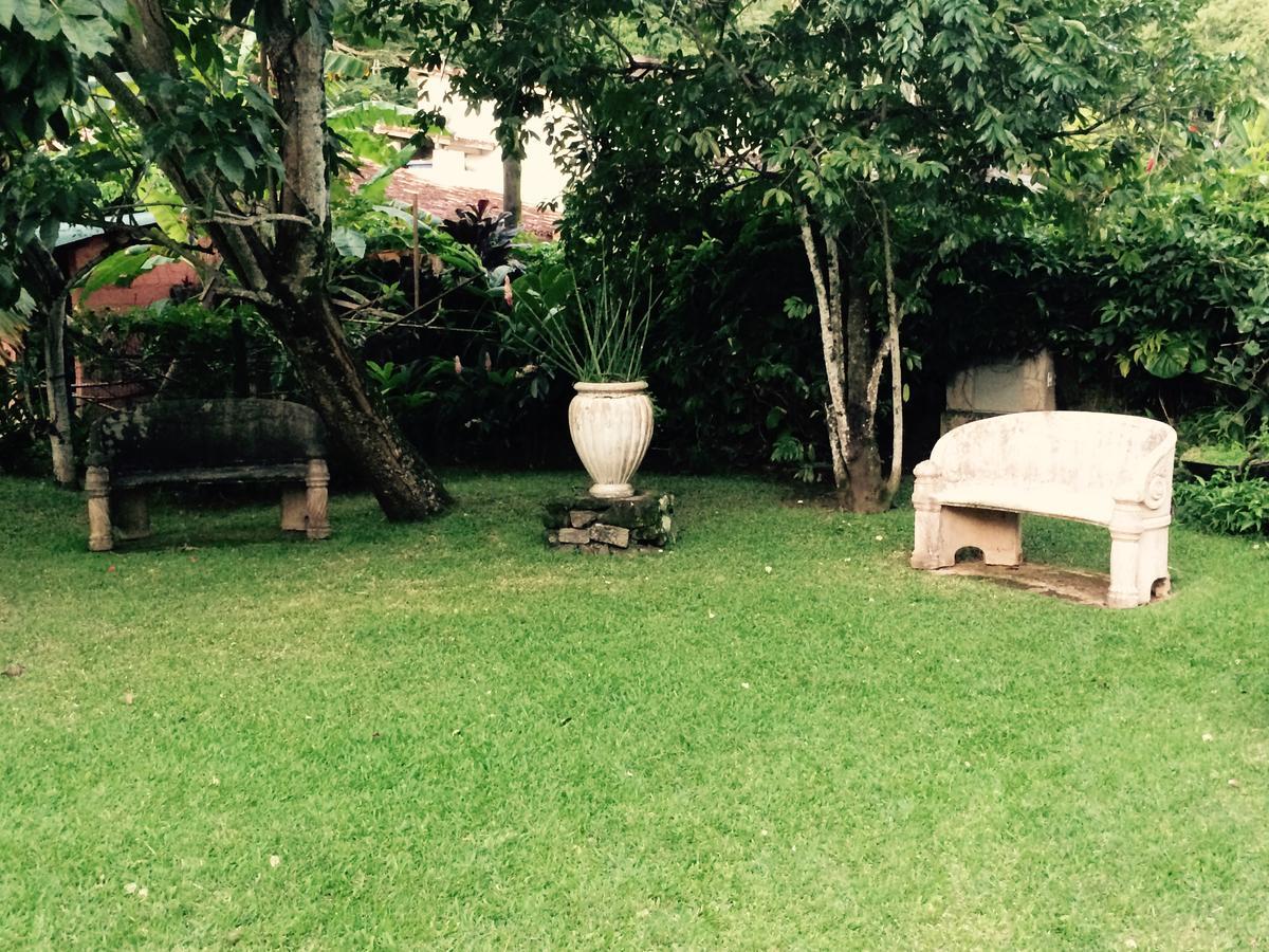 Villa Casa Colonial Terrea No Saco Da Capela Em Ilhabela Exterior foto
